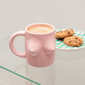 Taza con tetas estéticas rosas - pintada a mano